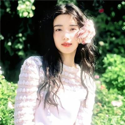 老妇与鸽子